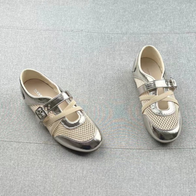 Nuove Sneakers Intrecciate con - Women'S Shoes recensione e prezzo