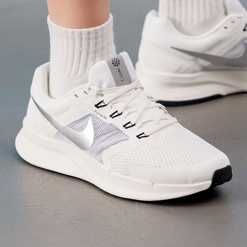 Scarpe da donna Nike originali - Lightweight Road Running Shoes recensione e prezzo